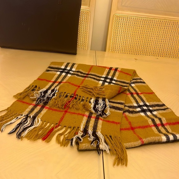 Accessories - Nova Check Plaid Scarf 🧣